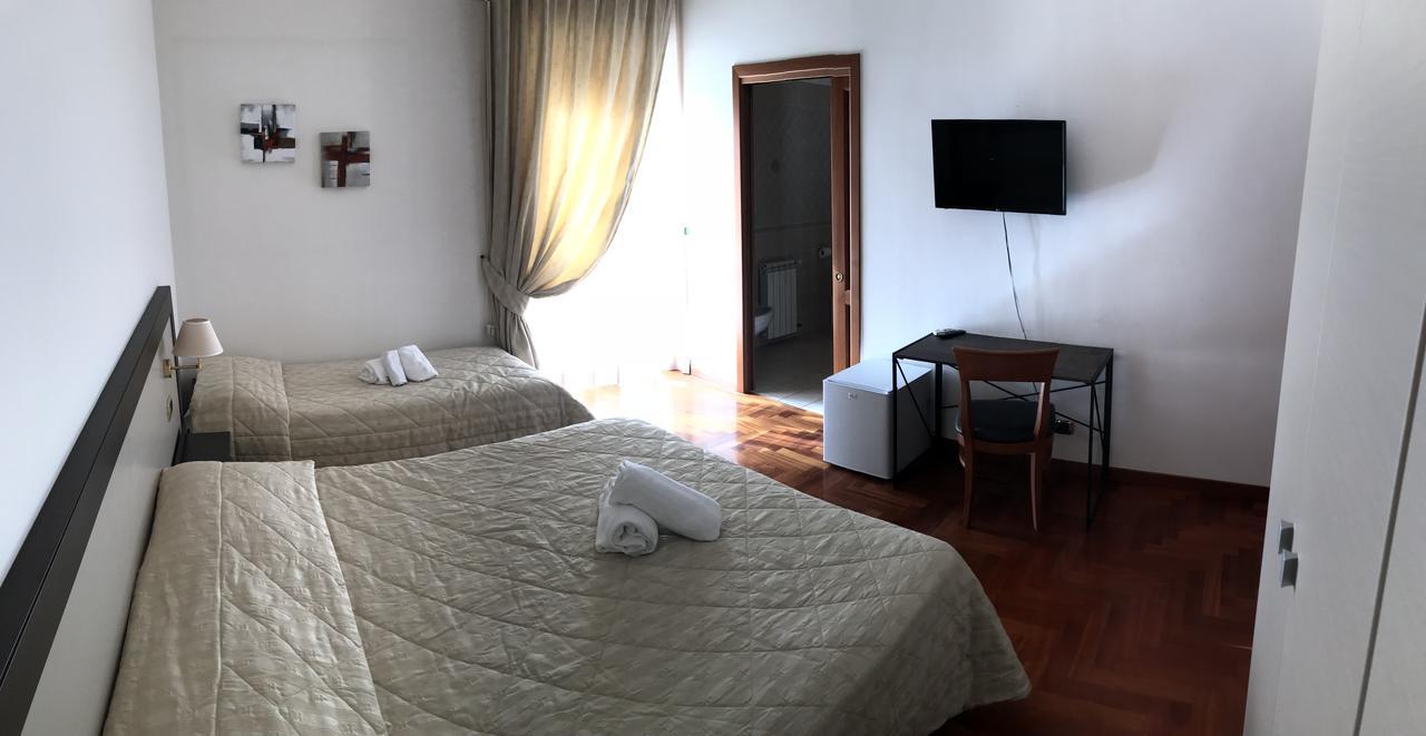 La Locanda Del Palatoraffinato Ciampino Exterior foto